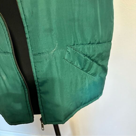 Vintage Emerald Stunt Sports Silk Vest - Picture 2 of 5